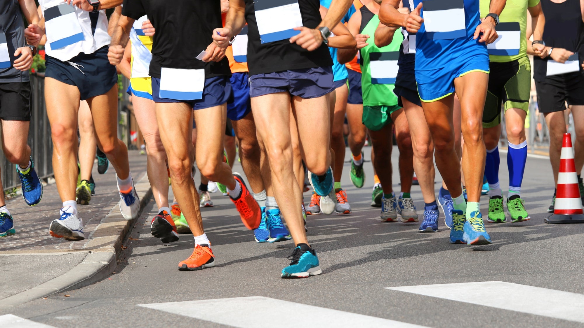 hywell marathon running socks banner