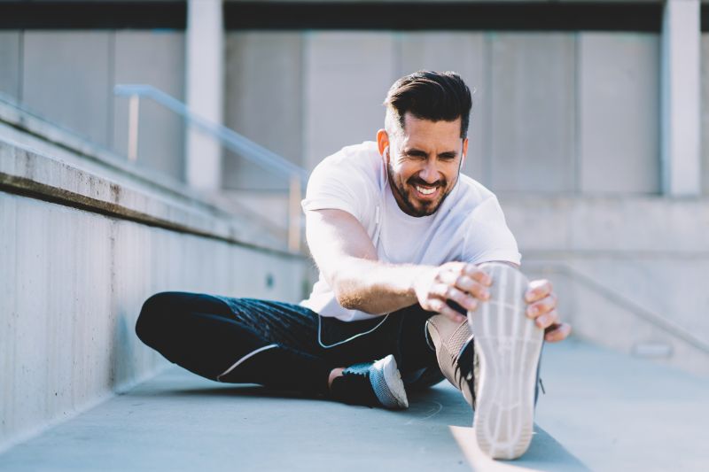 10 Stretches to Try If Your Legs Feel Heavy