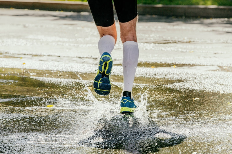 How Compression Knee Socks Help with Swelling During Long Sports Sessions: Benefits & Tips