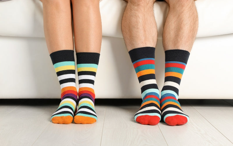 What Kind of Socks Are in Style in 2025? A Complete Guide to Trends and Outfits