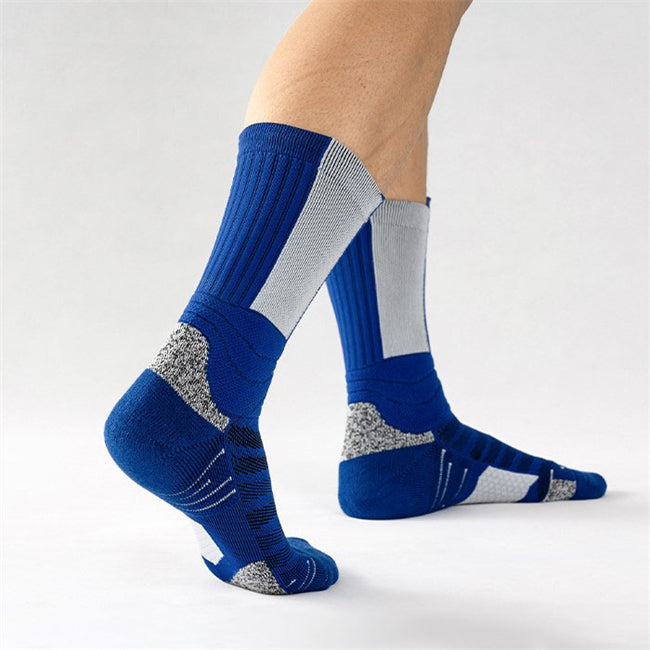 High-performance cushioned basketball socks in navy blue for comfort and durability.