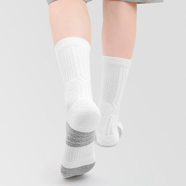 White Coolmax® Crew Basketball Socks worn during game, cushioned and comfortable fit