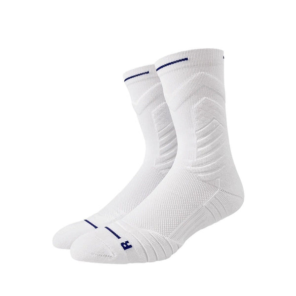 White basketball socks with ribbed cuffs and arch support, ideal for high-performance court play.